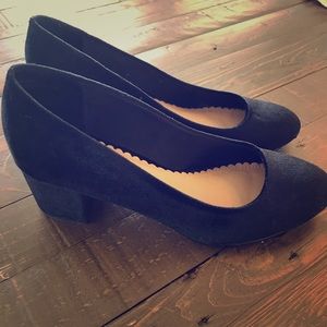 Loft velvet pumps Excellent used condition Sz 6.5